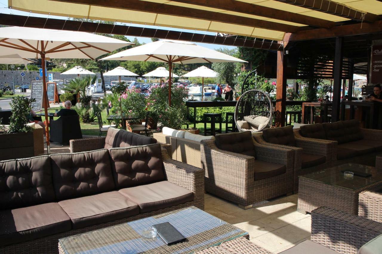Residence Alpha Apartments Cavtat Esterno foto
